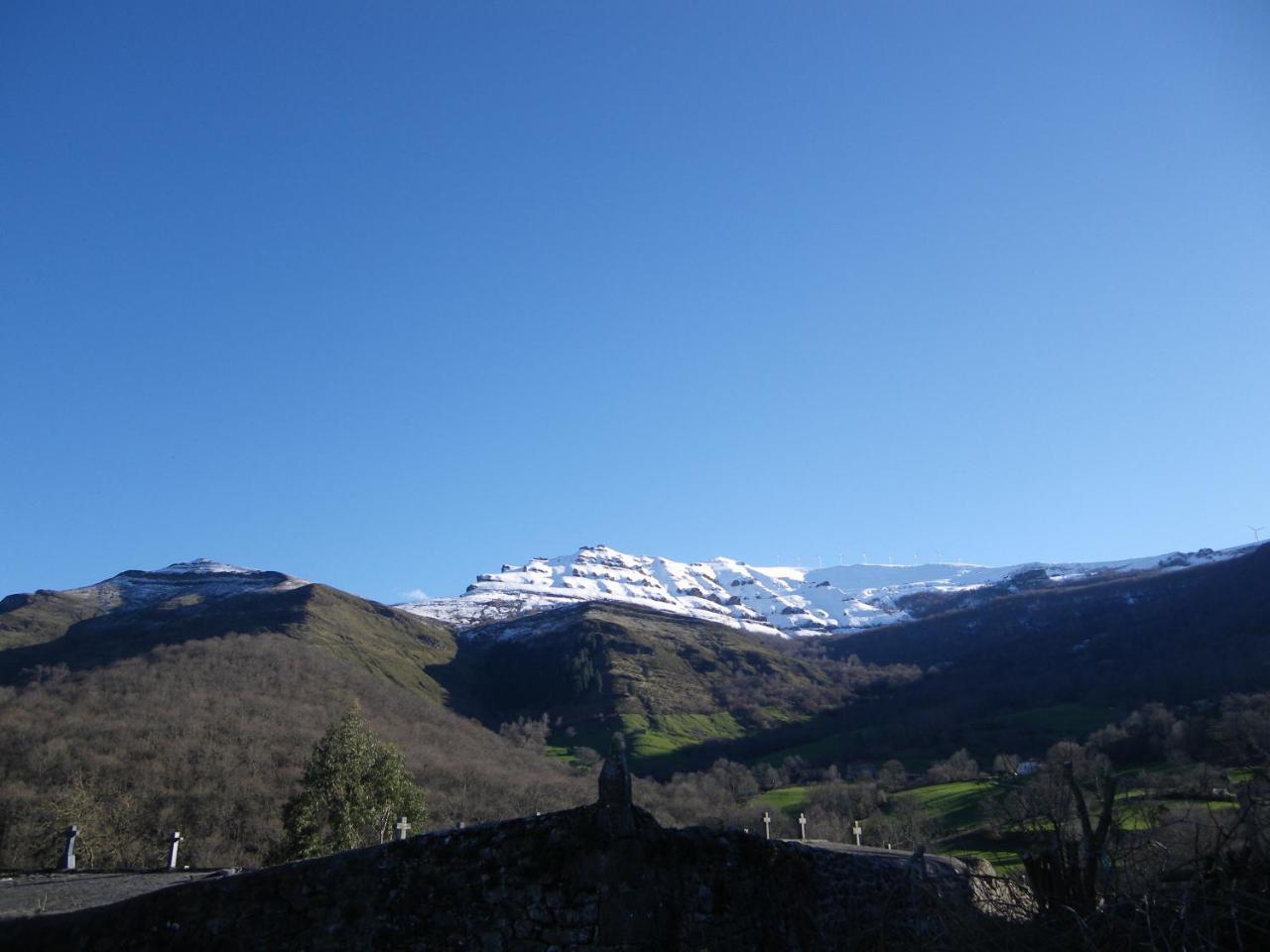 Balcon De La Len Pension Quintana de Soba Buitenkant foto